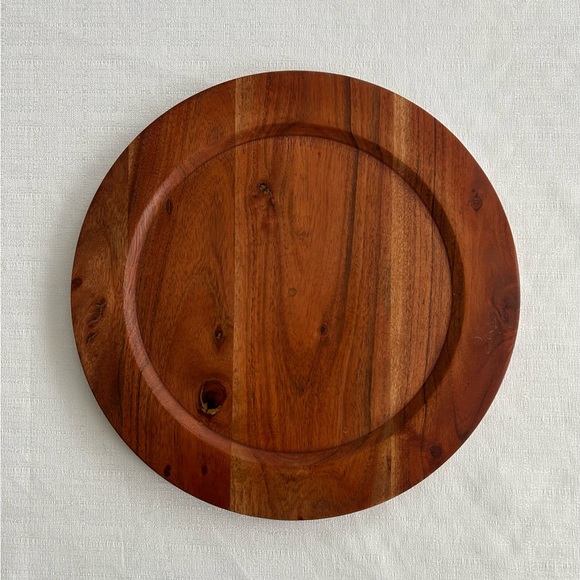 Williams Sonoma Olive-wood Plate Setting - Picture 5 of 10